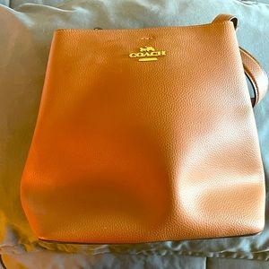 Coach crossbody bucket bag